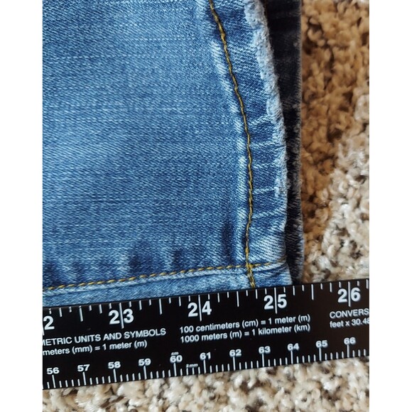 Judy Blue Jeans Women's Size 30 Light Wash Denim Relaxed Fit Stretch Distressed - Picture 9 of 9